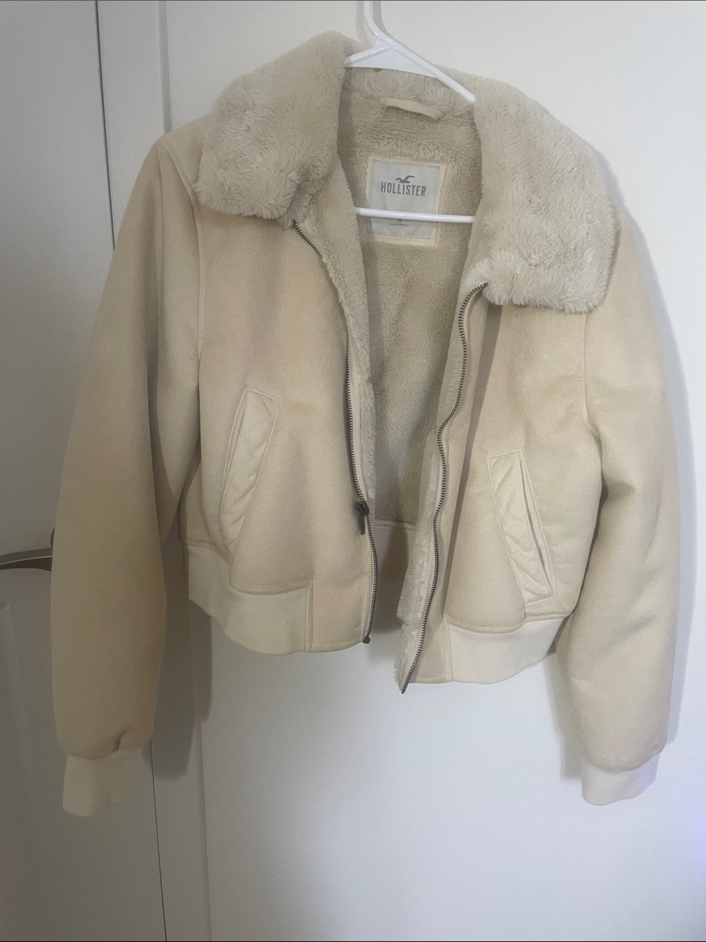 Hollister Cream Faux Shearling Bomber Jacket